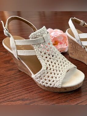 Altar’d State Cream Crochet Cork Wedge Sandals Size 10